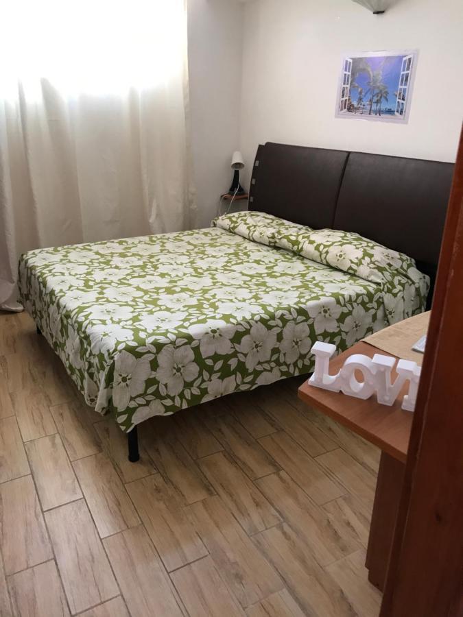 Nido D'Amore A Terracina Bagian luar foto