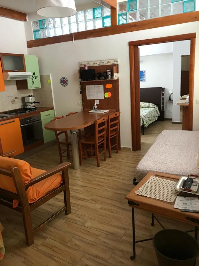 Nido D'Amore A Terracina Bagian luar foto
