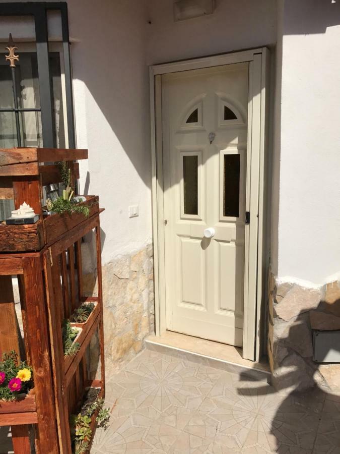 Nido D'Amore A Terracina Bagian luar foto